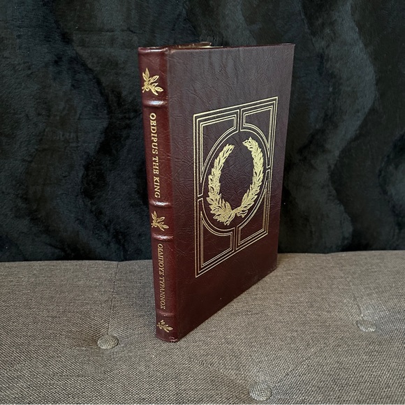 Oedipus The King | Collector’s Edition - Picture 2 of 10